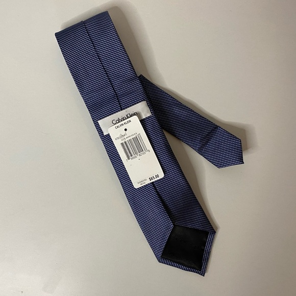 NWT Calvin Klein Men’s Tie👔 - Picture 2 of 2